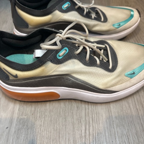 Nike Women's Beige and Turquoise Athletic Shoes - Picture 2 of 5